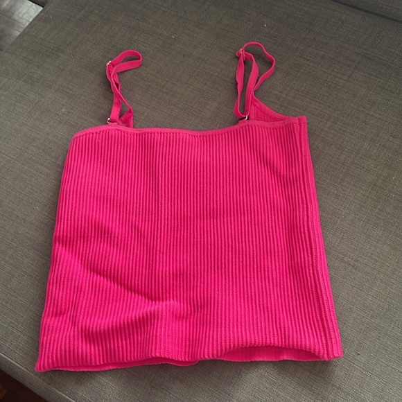 Pink Forever 21 crop top - Picture 3 of 5